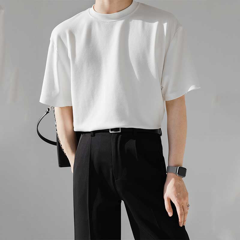 Loose and Versatile Round Neck Solid Color T-shirt